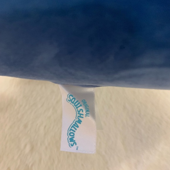 Babs the bluejay squishmallow- 16 inch - Picture 5 of 5